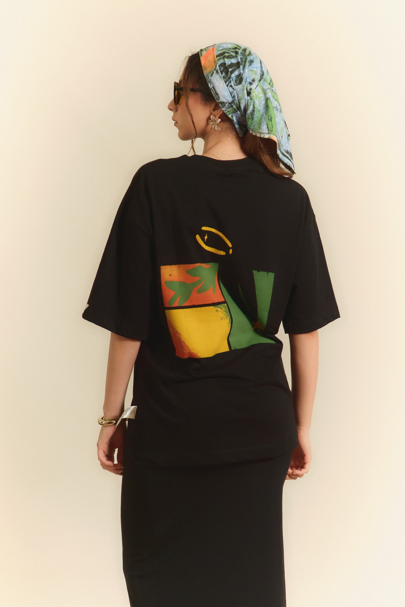 Camiseta Pico de Mango Oversize Negra