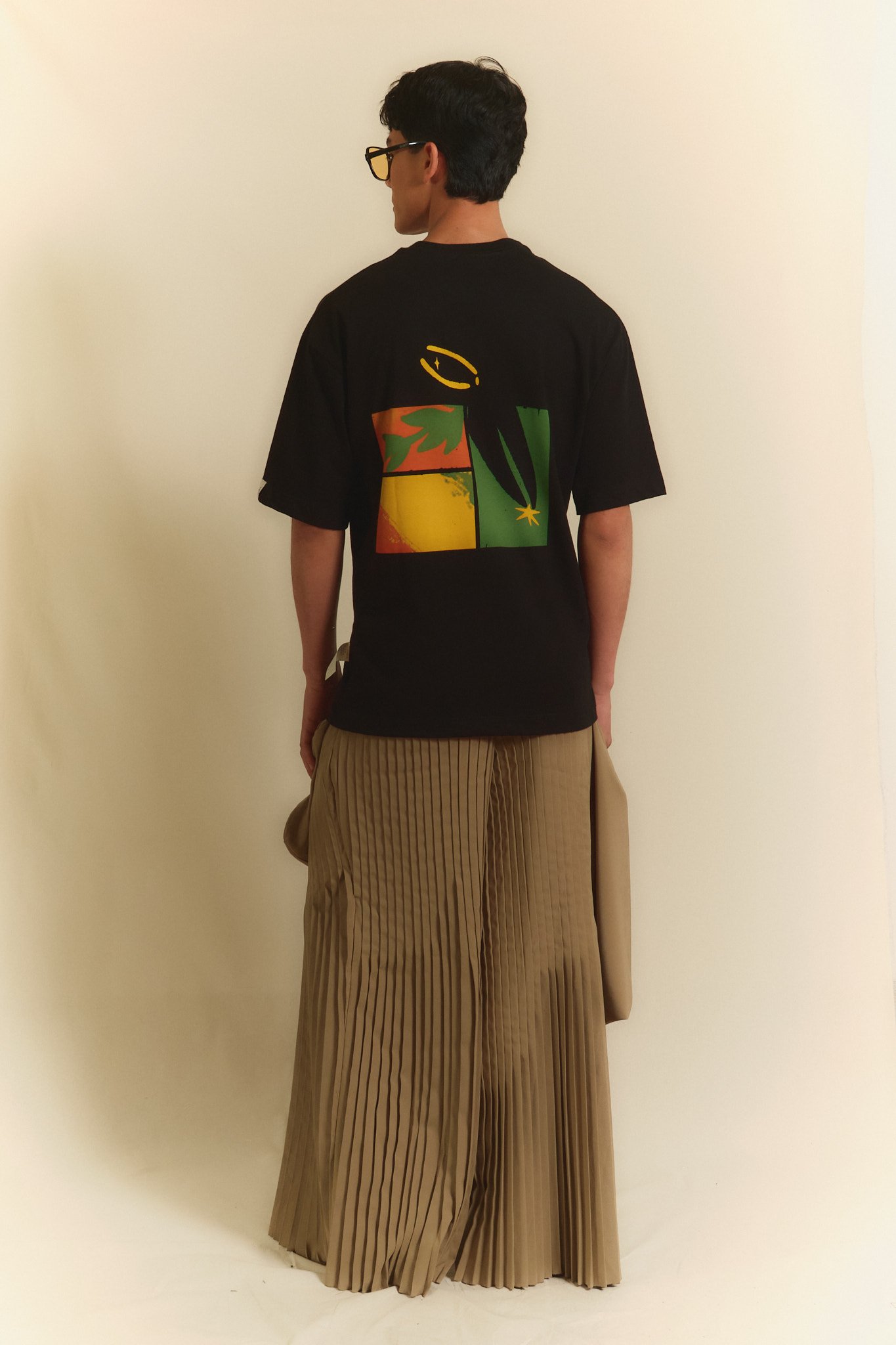 Camiseta Pico de Mango Oversize Negra